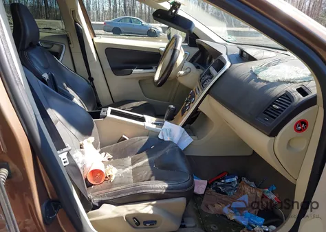 2010 Volvo Xc60 T6/T6 R-Design from USA, damaged, VIN YV4992DZ9A2030439